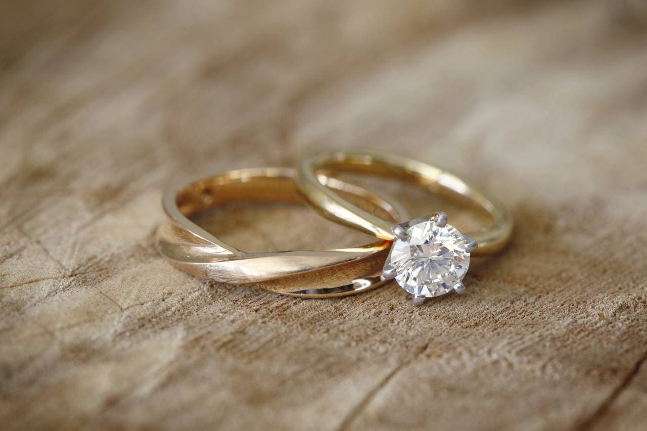 Elegant 1 Carat Diamond Rings for Modern Couples