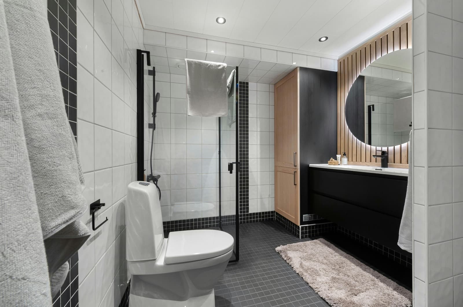 Sunny Shower USA Inc: Transforming Bathrooms with Style